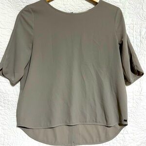 MONK & LOU Grey Oversized Cropped Chiffon Blouse, Size X-Small - #253